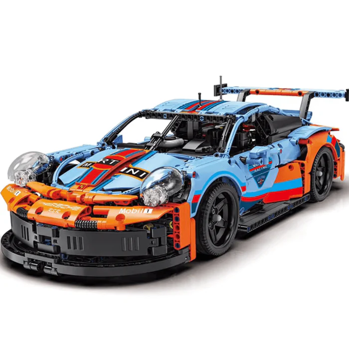 Porsche 911 RSR Martini