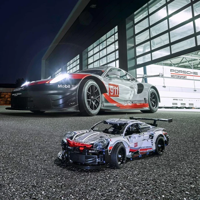 Porsche 911 RSR Technic | 1580PCS