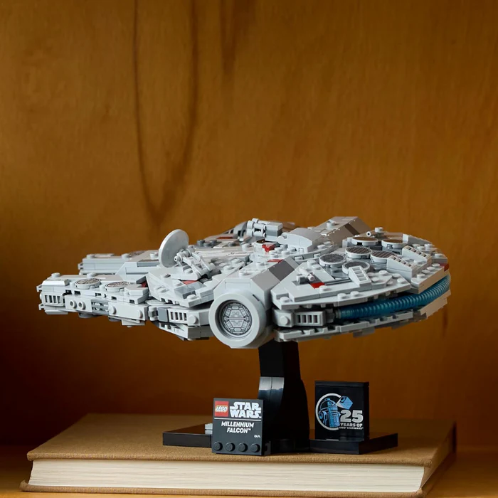 Nave Millenium Falcon - Star Wars | 921 PCS