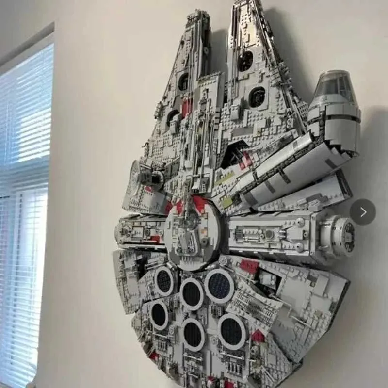 Nave Millenium Falcon - Star Wars | 921 PCS